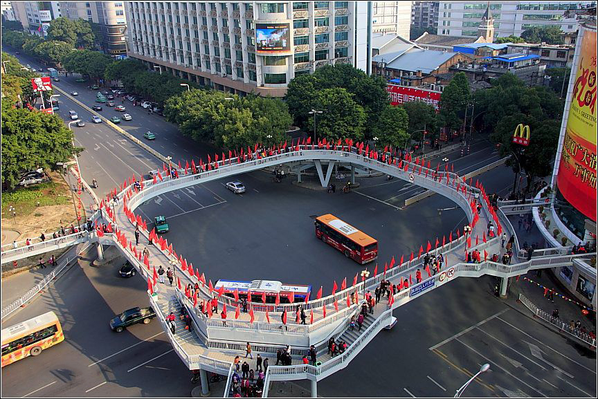 東街口天橋.jpg